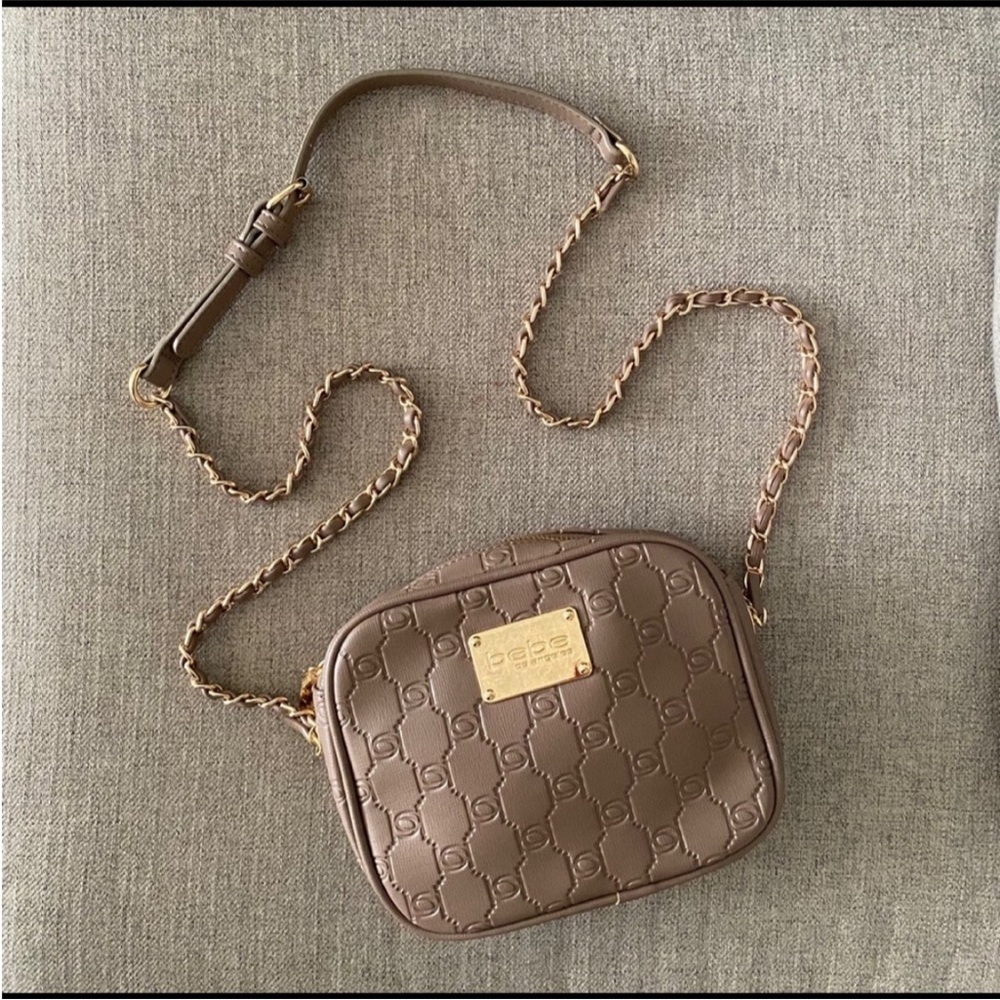 Bebe Light Brown /Tan Signature Print Chain Crossbody Bag✨
